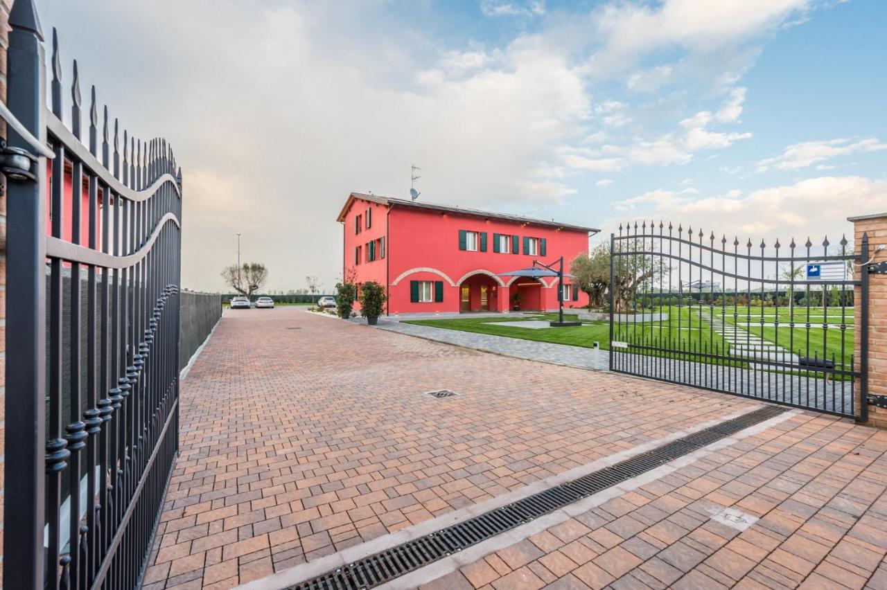 Borgo Degli Ulivi Aparthotel Formigine Luaran gambar
