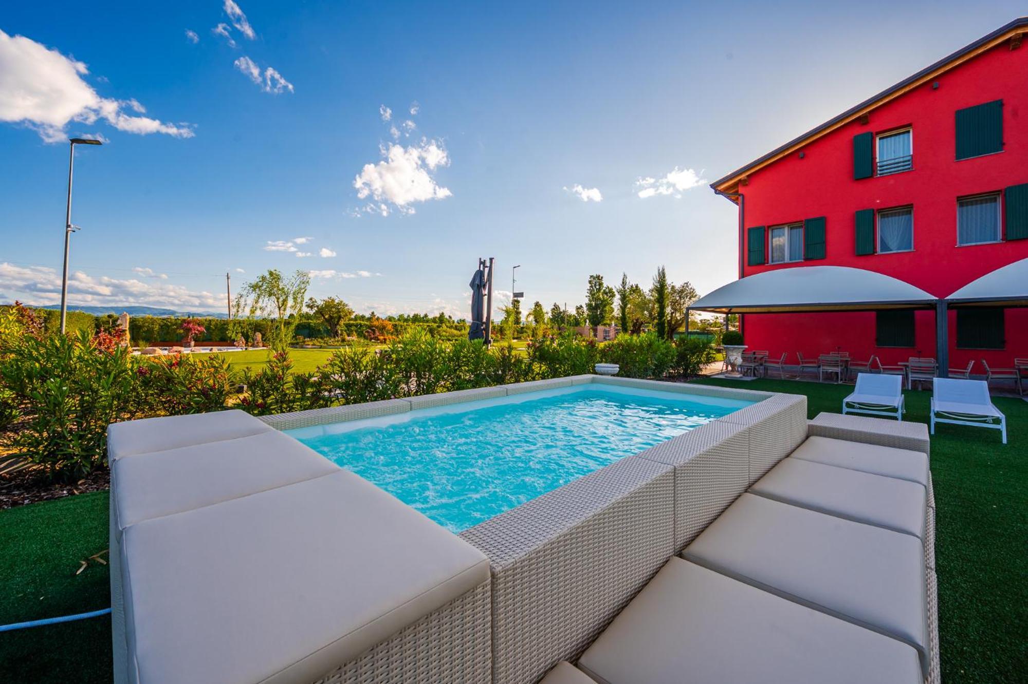 Borgo Degli Ulivi Aparthotel Formigine Luaran gambar